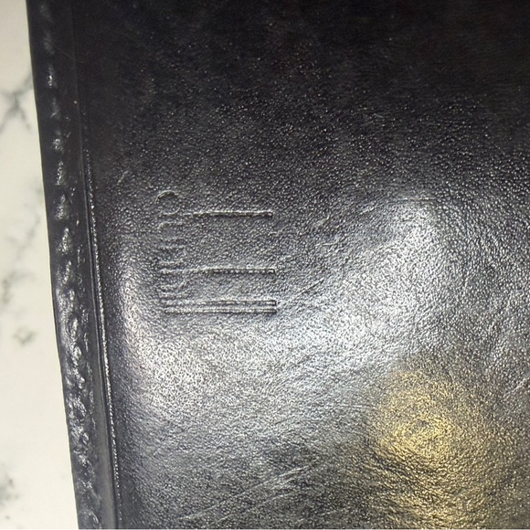Dunhill men’s bifold leather wallet - Picture 8 of 9